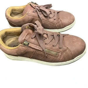 Earth Netta Round toe Lace up Sneakers women's Dark Natural Size 8